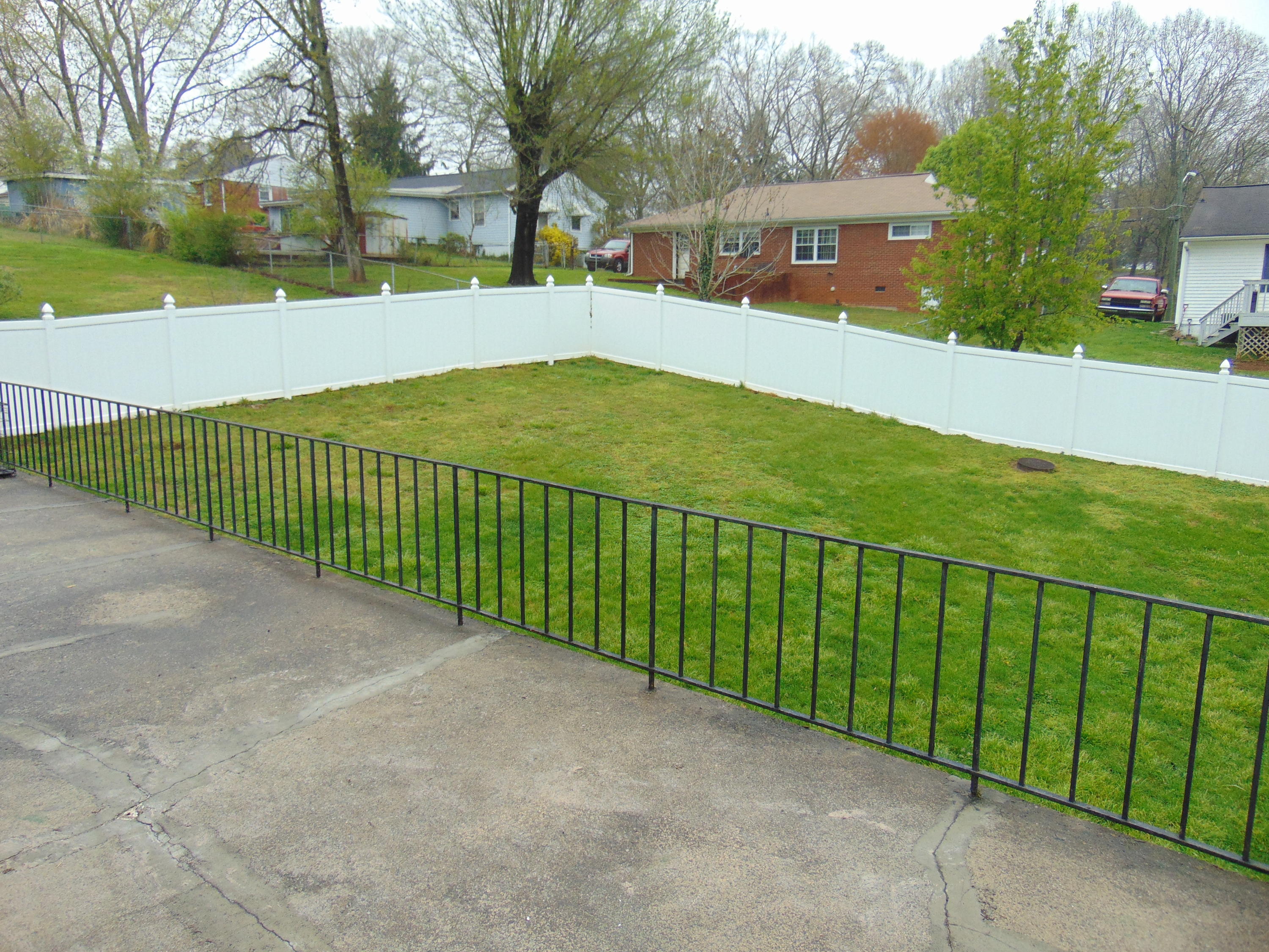 314 Cross Street Clinton, TN 37716 - Photo 32 of 34 DSC00124.JPG