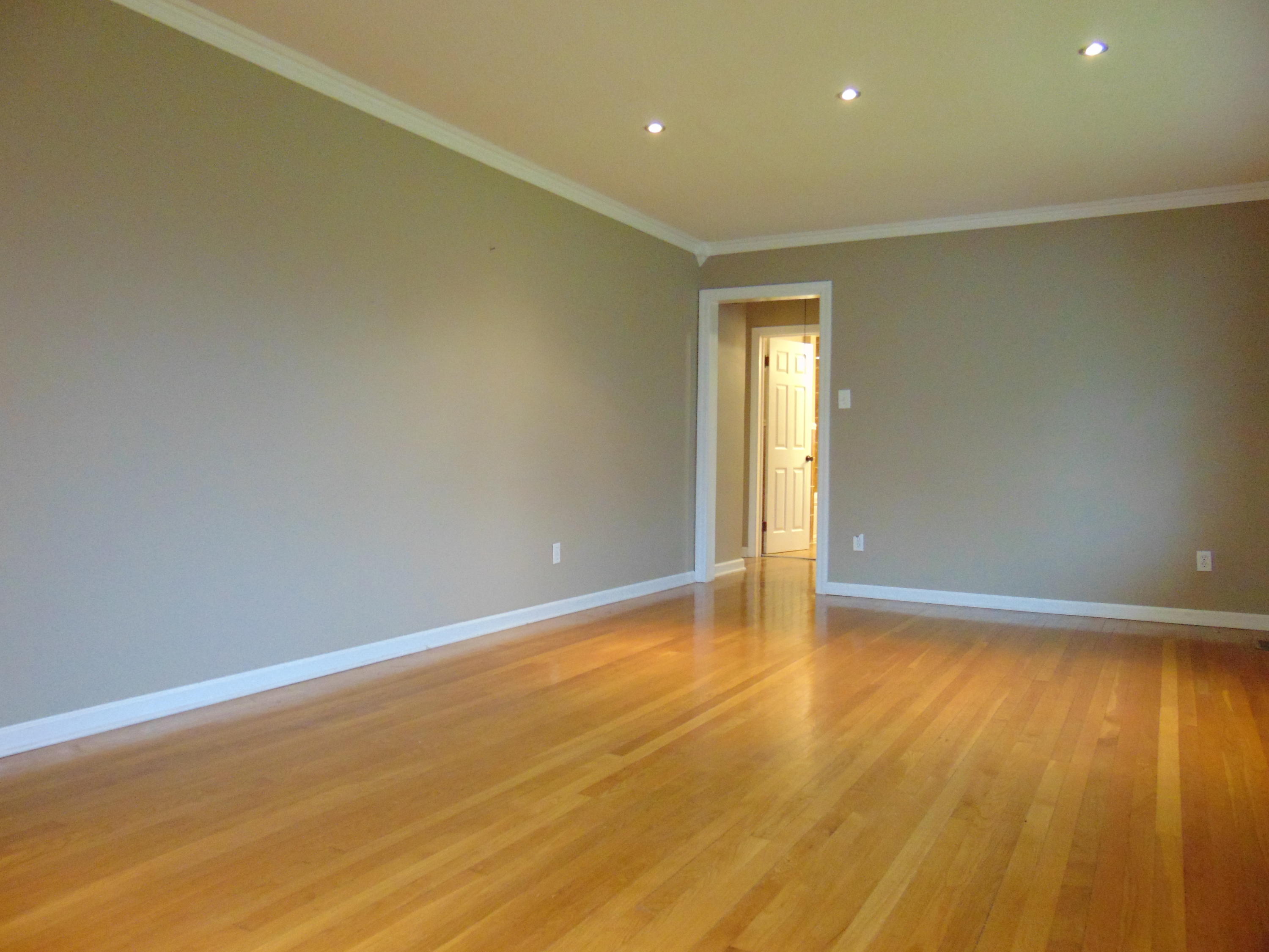 314 Cross Street Clinton, TN 37716 - Photo 5 of 34 DSC00106.JPG