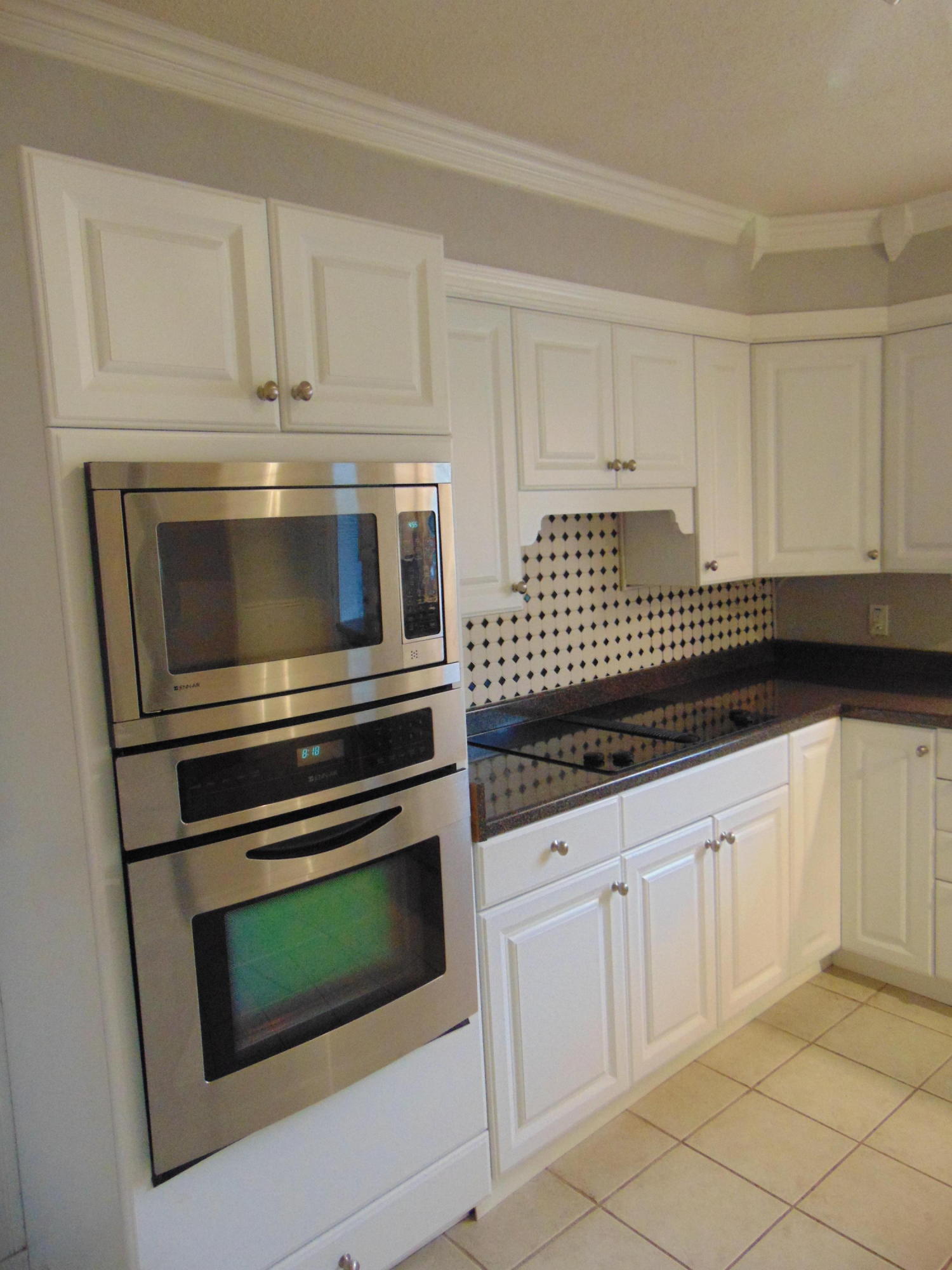 314 Cross Street Clinton, TN 37716 - Photo 10 of 34 DSC00111.JPG