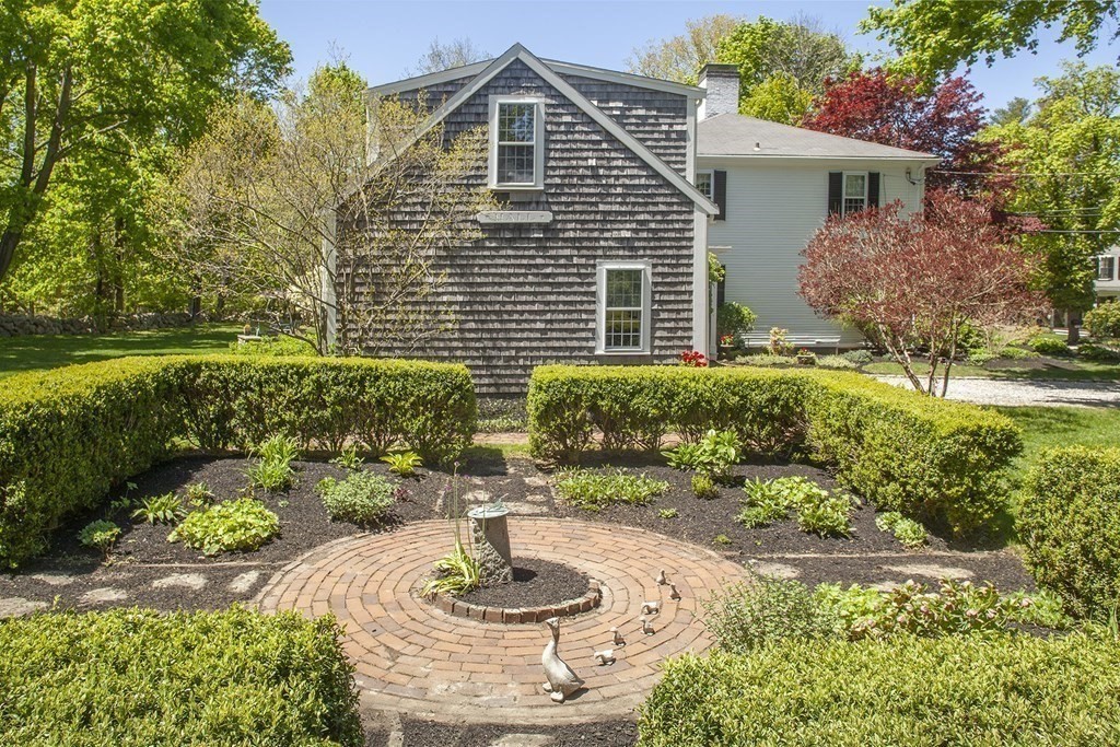 5 Clapp Road Scituate, MA 02066 - Photo 8 of 37 Gallery Image 8