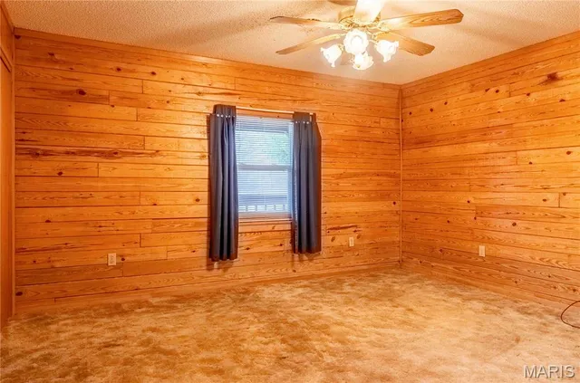 $1 | 26442 Highway 49, Lesterville, MO 63654