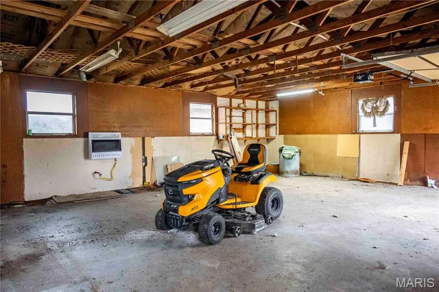 $1 | 26442 Highway 49, Lesterville, MO 63654