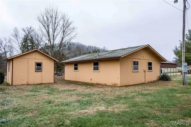 $1 | 26442 Highway 49, Lesterville, MO 63654