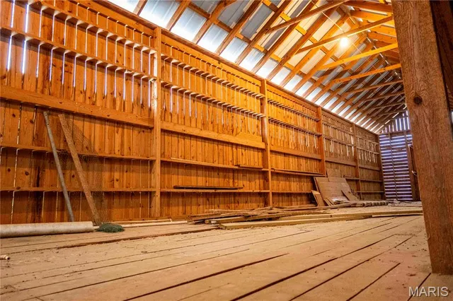 $1 | 26442 Highway 49, Lesterville, MO 63654