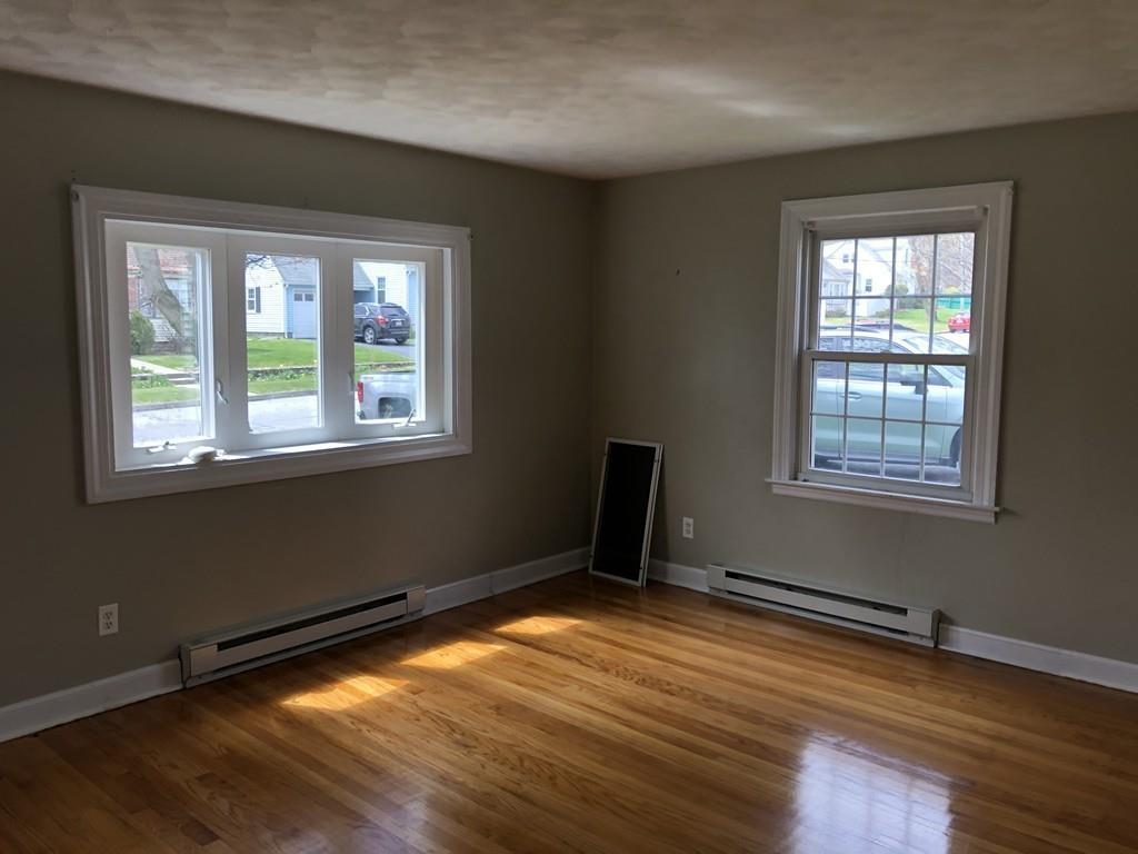 6 Benjamin Road Worcester, MA 01602 - Photo 11 of 17 Gallery Image 11