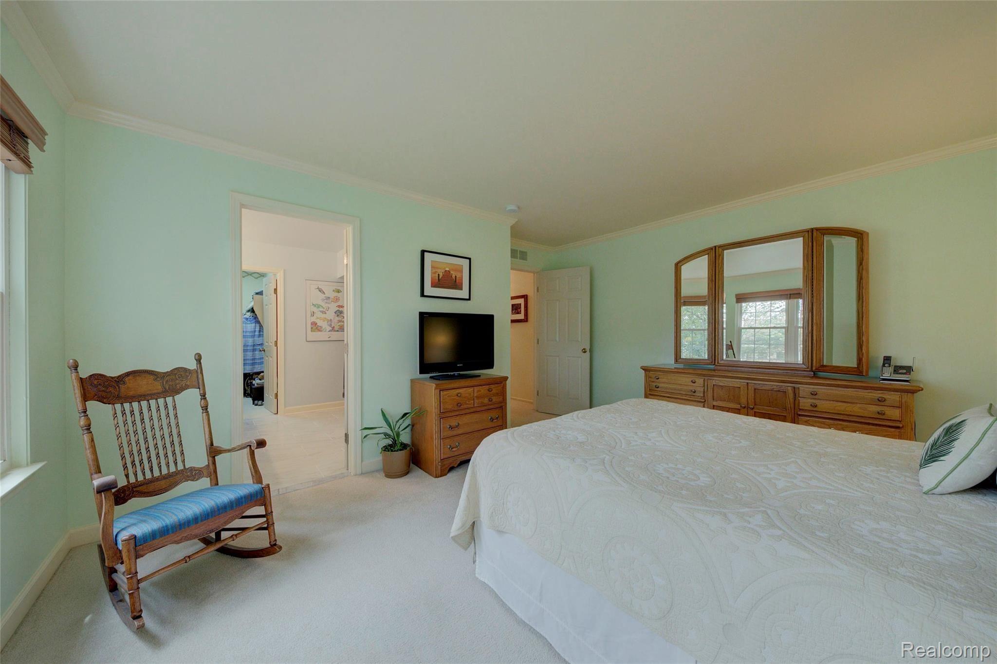 1035 Paddington Road Canton, MI 48187 - Photo 27 of 51 28. Master Bedroom
