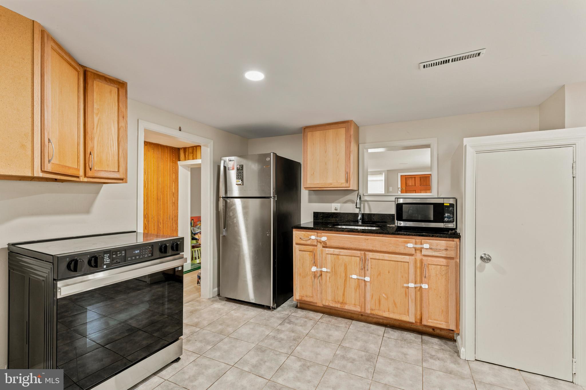 1132 Security Road Hagerstown, MD 21742 - Photo 17 of 33