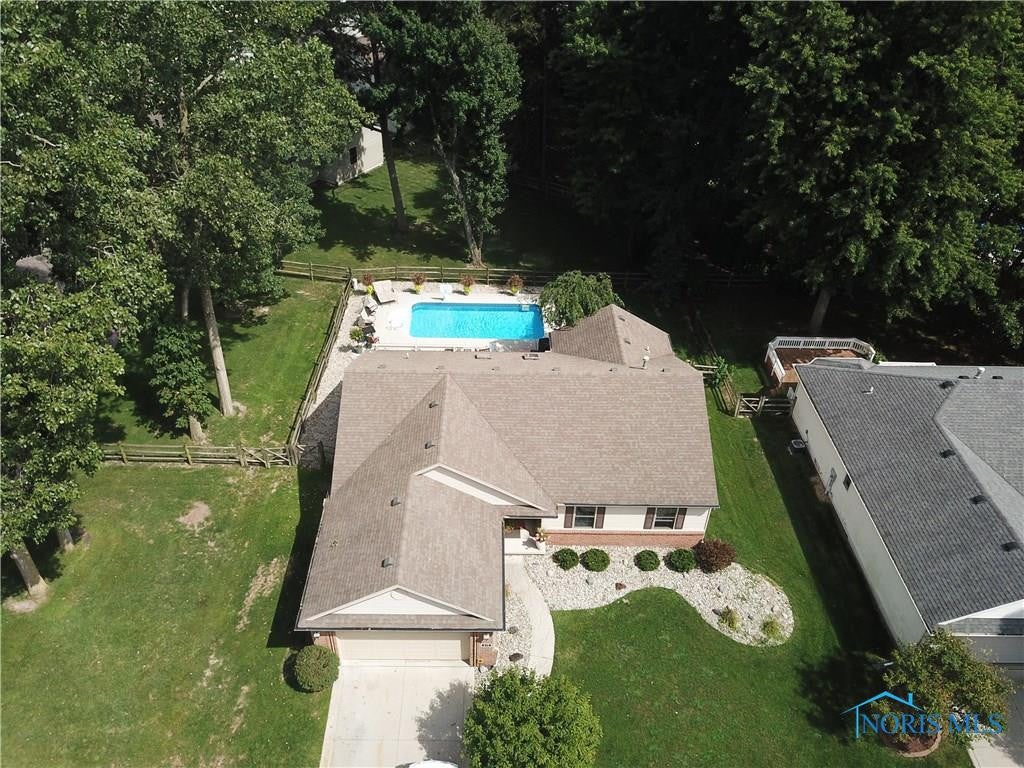 615 Weatherstone Road Holland, OH 43528 - Photo 2 of 22 Gallery Image 2