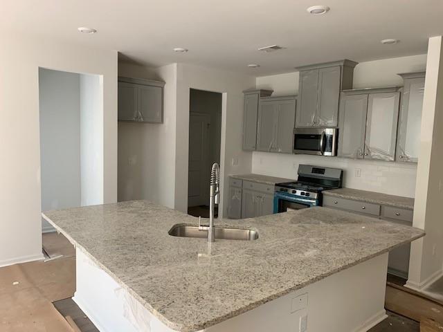 1958 Sweetfern Road Hanahan, SC 29410 - Photo 2 of 26 38-5