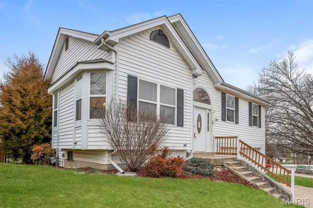 $2,170 | 2 Aspen Pointe Drive, O'Fallon, MO 63376