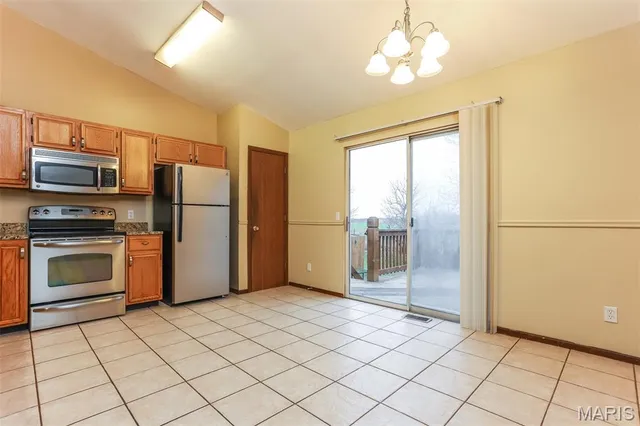 $2,170 | 2 Aspen Pointe Drive, O'Fallon, MO 63376