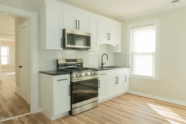 $350,000 | 79 Western Parkway, Schenectady, NY 12304