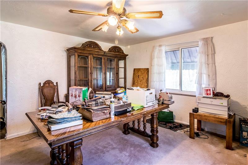 967 Broughton Road Pittsburgh, PA 15236 - Photo 9 of 25 Gallery Image 9
