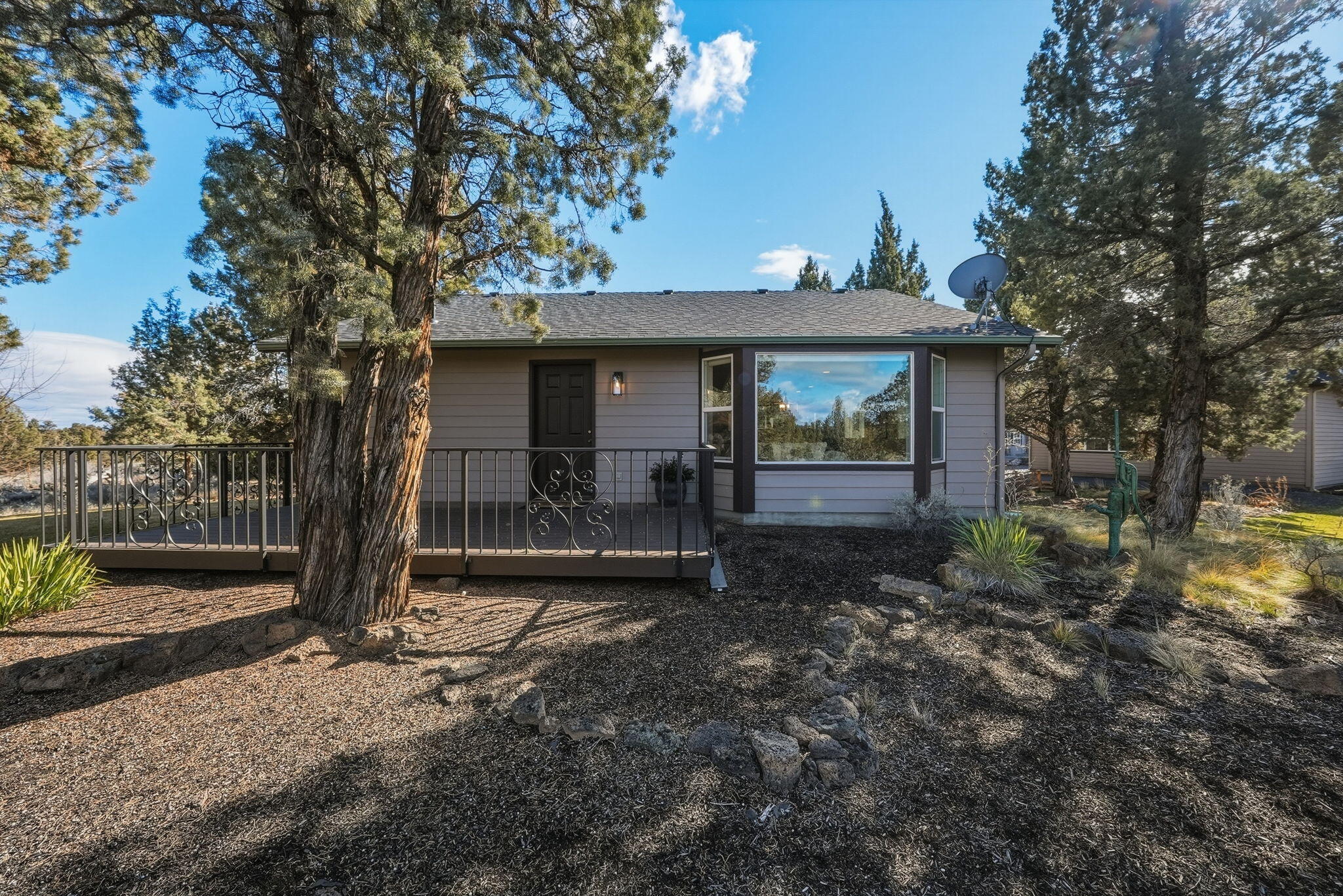 21450 Dale Road Bend, OR 97701 - Photo 52 of 75 Private back deck off Great Room overlooking the high desert landscape.