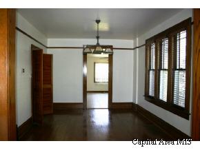 614 West Fayette Avenue Springfield, IL 62704 - Photo 3 of 9 Gallery Image 3