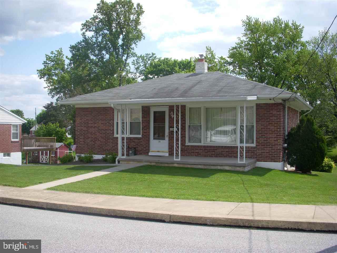 16 Willow Run Road Dover, PA 17315 - Photo 2 of 22 Gallery Image 2
