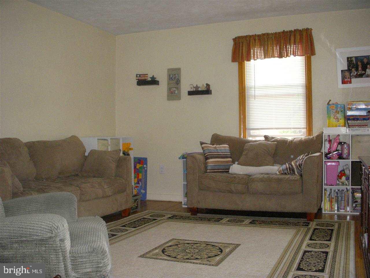 16 Willow Run Road Dover, PA 17315 - Photo 5 of 22 Gallery Image 5