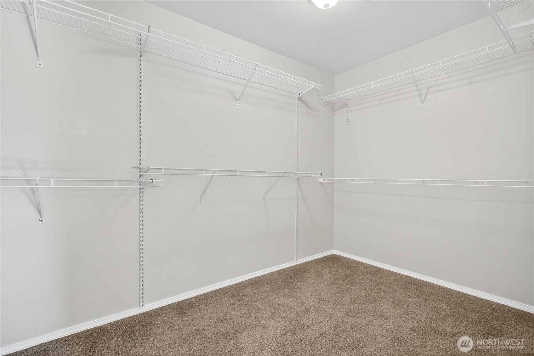 25621 160th Place Southeast Covington, WA 98042 - Photo 17 of 37 a view of a room