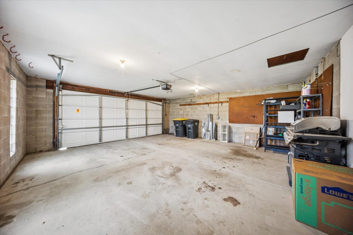 2316 185th Place Lansing, IL 60438 - Photo 20 of 21 a view of a garage