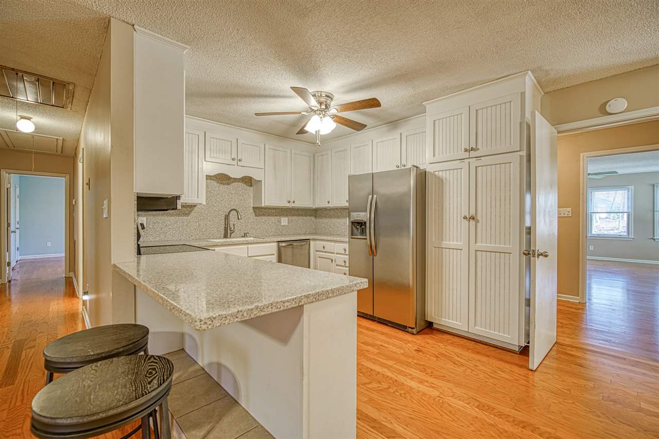120 Whispering Pines Road Gaffney, SC 29341 - Photo 5 of 31