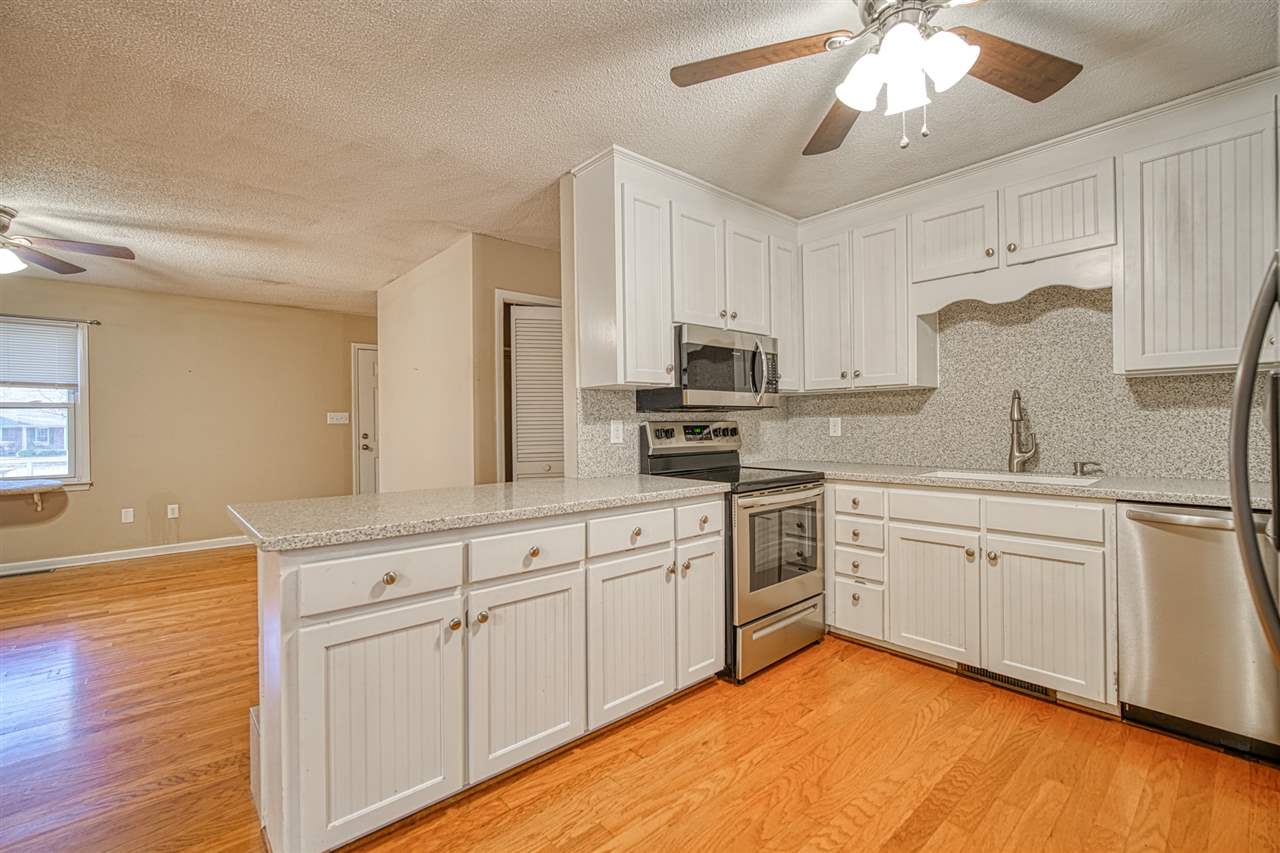 120 Whispering Pines Road Gaffney, SC 29341 - Photo 8 of 31
