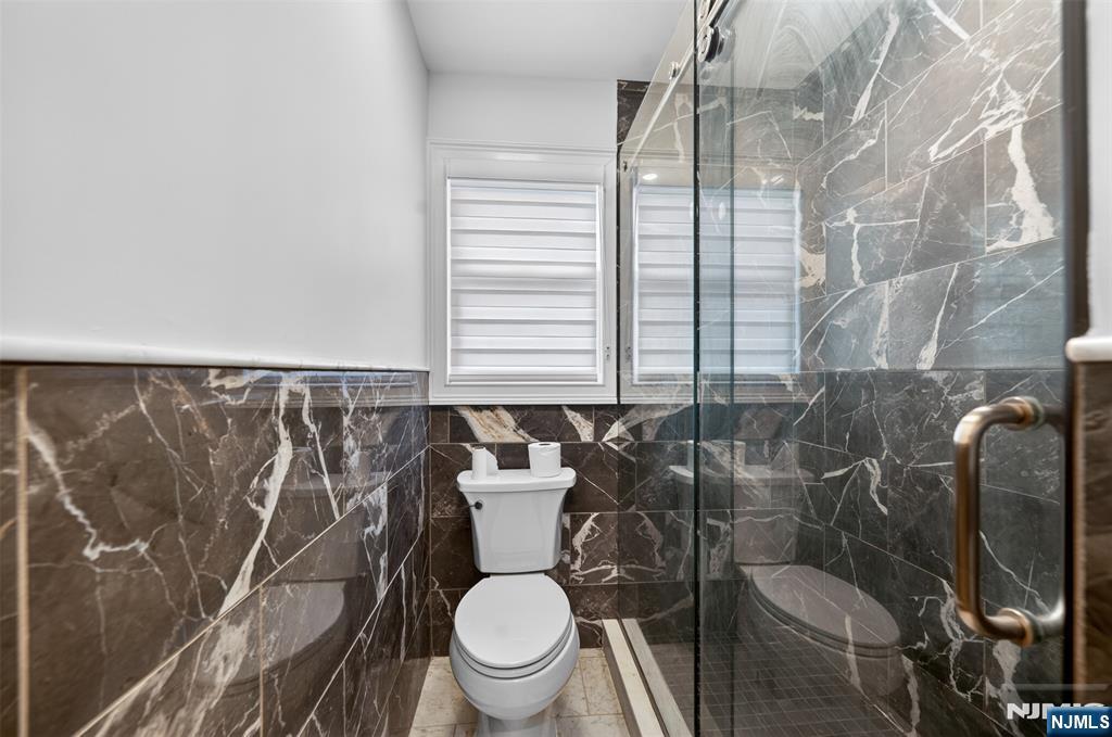 436 Ruckman Road Closter, NJ 07624 - Photo 21 of 33