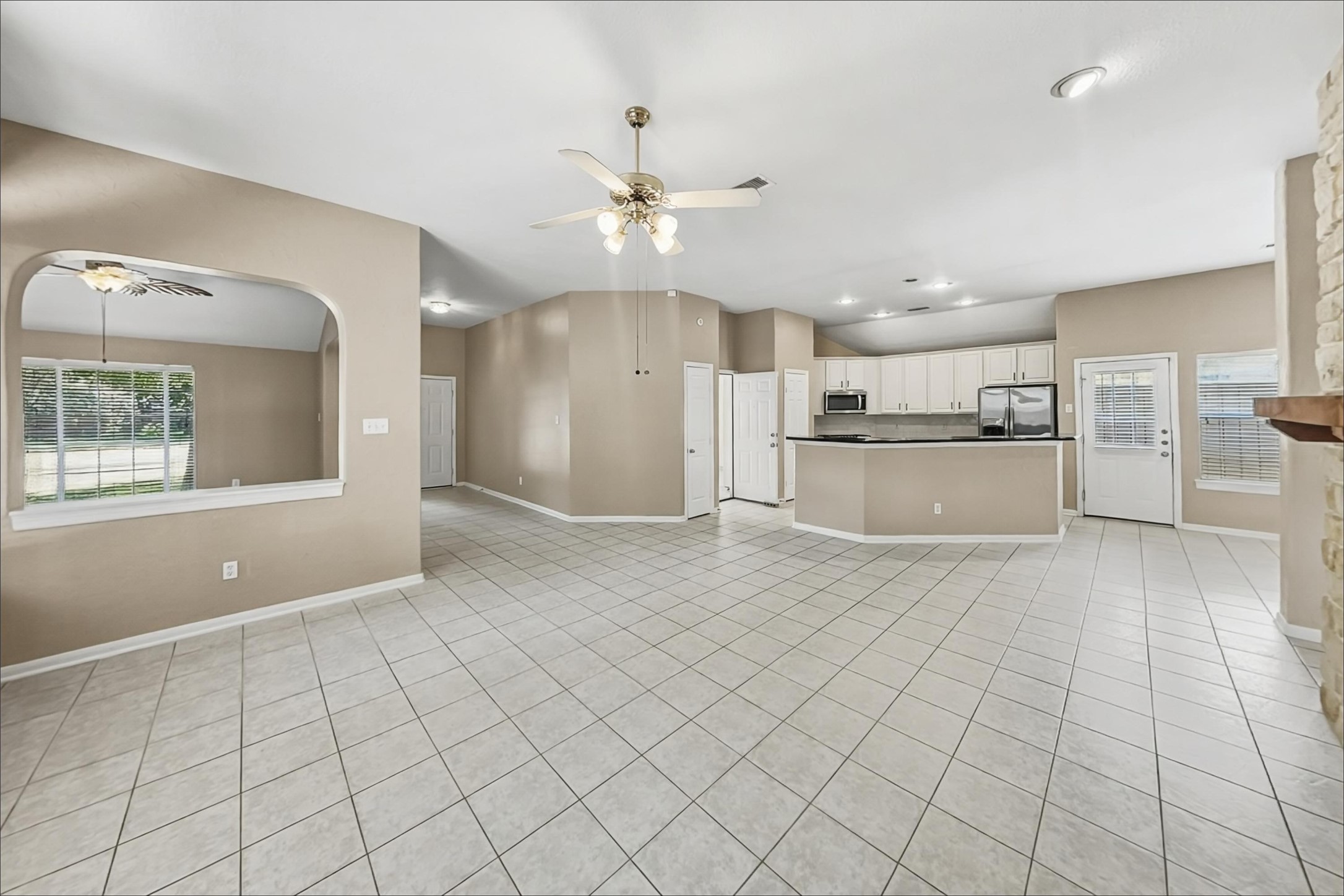 5 Paddock Pines Place Spring, TX 77382 - Photo 6 of 15