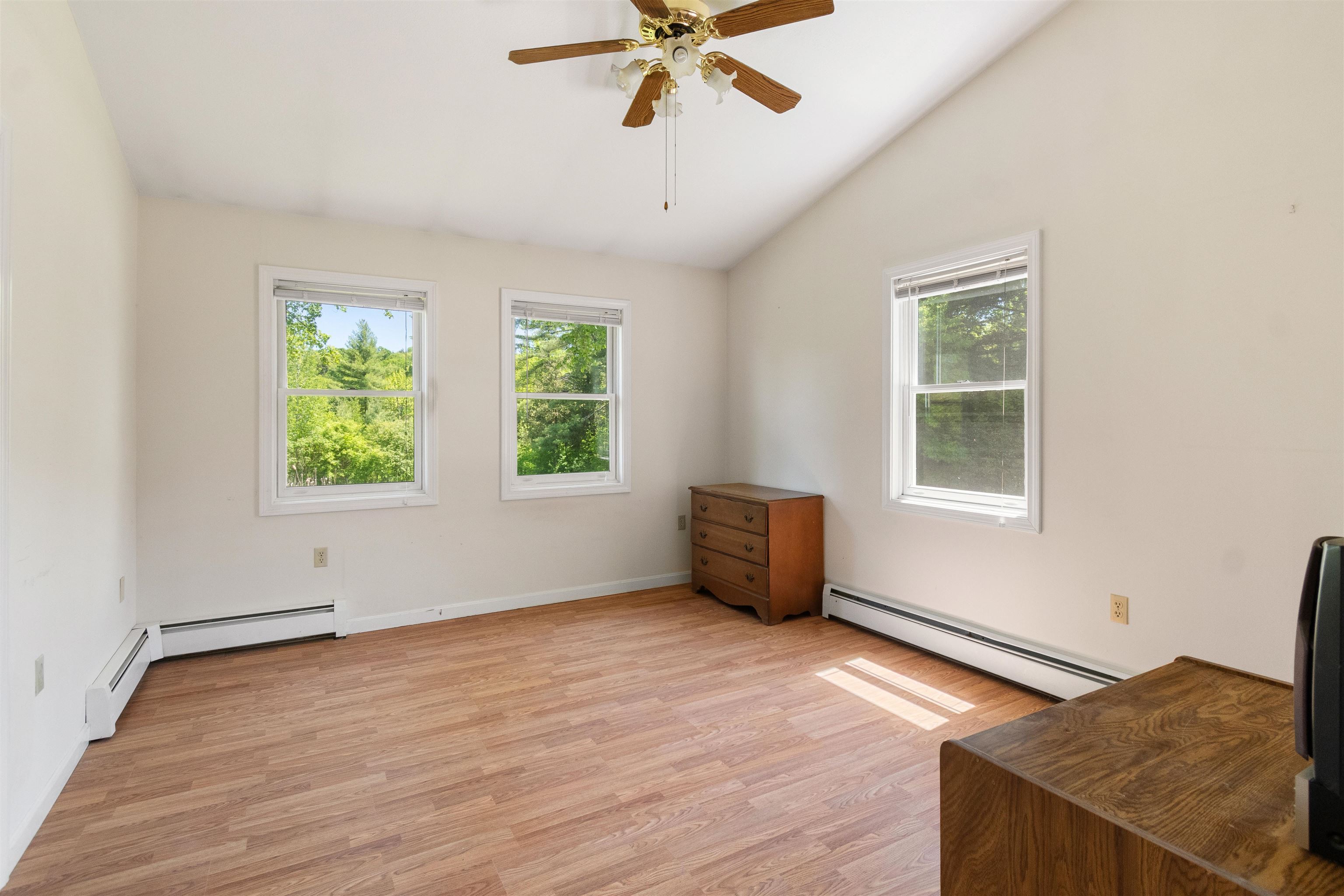 219 Cedar Drive Sheldon, VT 05483 - Photo 21 of 53