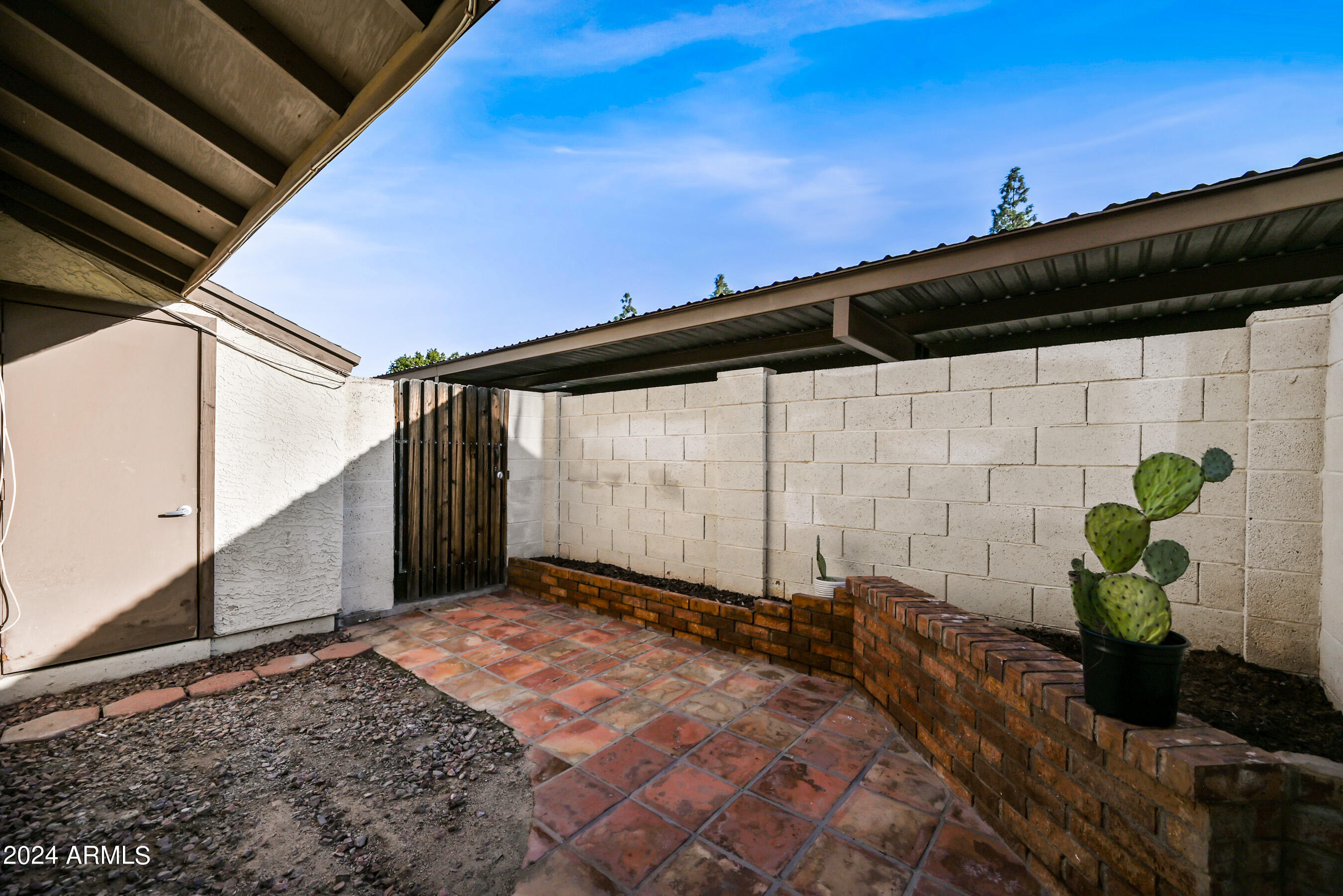 170 East Guadalupe Road, Unit 44 Gilbert, AZ 85234 - Photo 19 of 21 19-170EGR44-ocupix