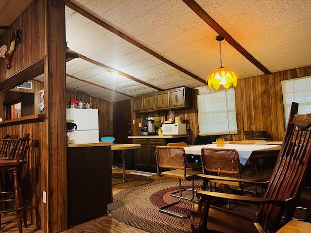 11200 Leisure Road Brenham, TX 77833 - Photo 19 of 23 a room with furniture and a table