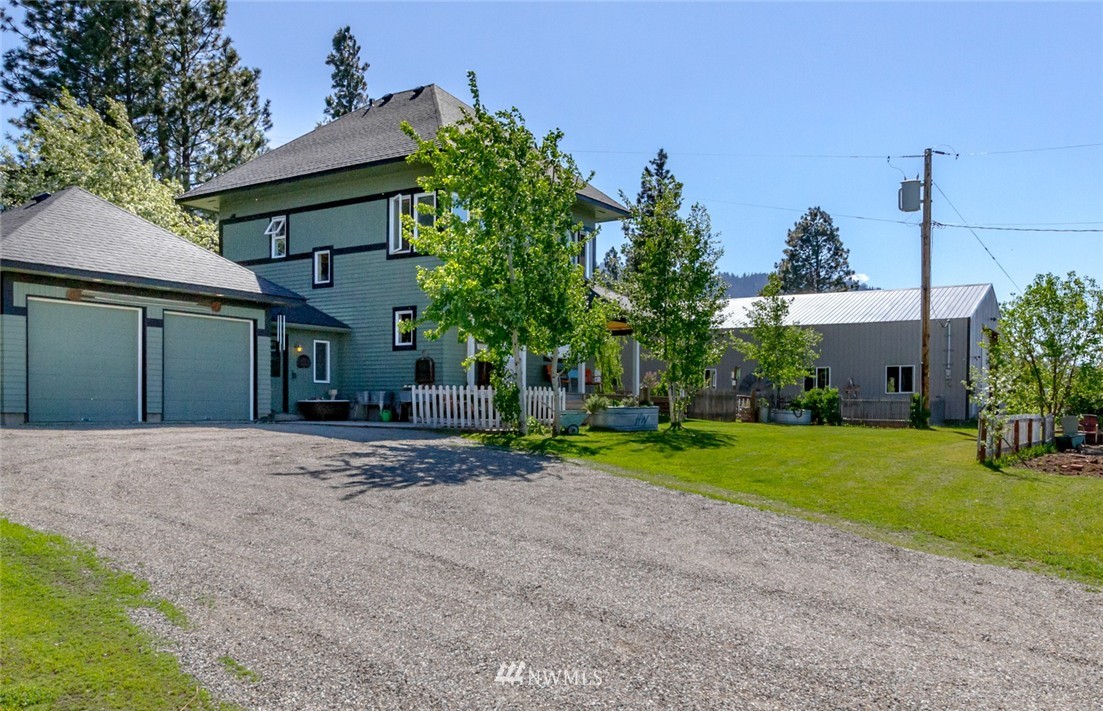 5230 Upper Peoh Point Road Cle Elum, WA 98922 - Photo 2 of 24 Gallery Image 2