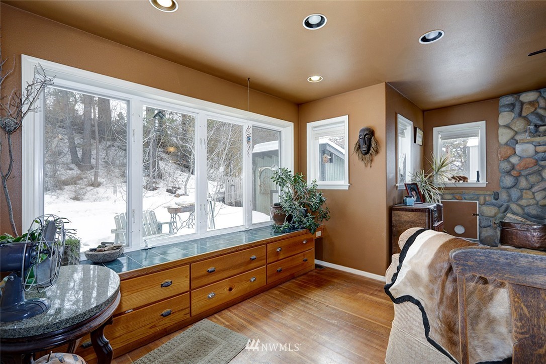 5230 Upper Peoh Point Road Cle Elum, WA 98922 - Photo 10 of 24 Gallery Image 10