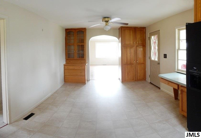 9024 Bunkerhill Road Jackson, MI 49201 - Photo 4 of 15 Photo 4