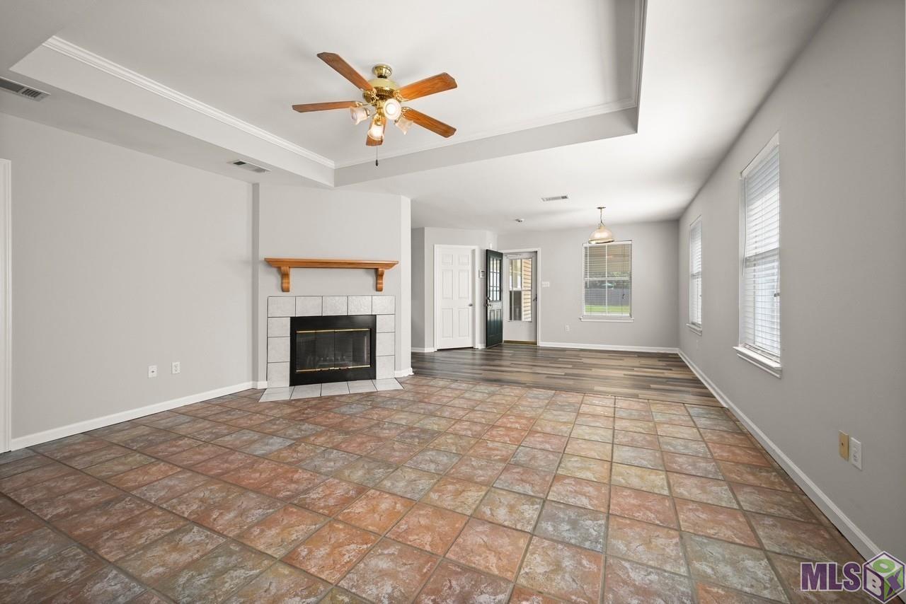 3439 Myrtle Grove Drive Baton Rouge, LA 70810 - Photo 3 of 13 Gallery Image 3