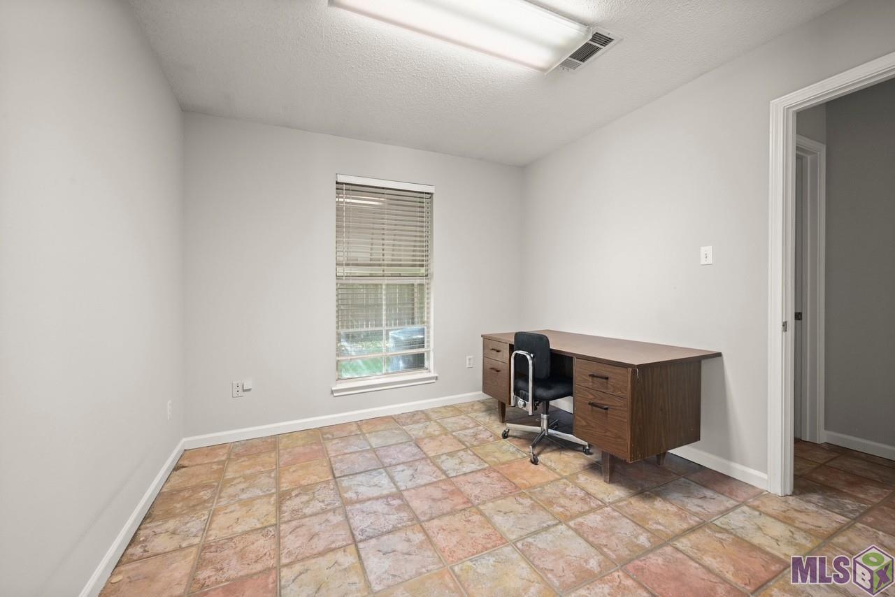 3439 Myrtle Grove Drive Baton Rouge, LA 70810 - Photo 9 of 13 Gallery Image 9