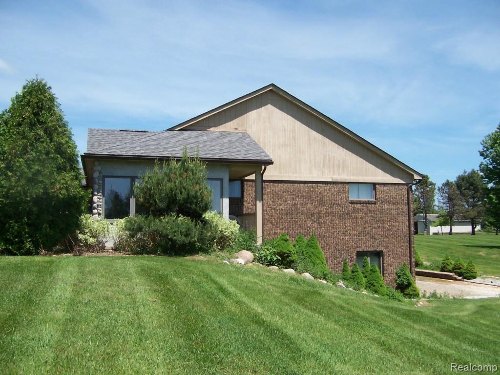 69250 Dequindre Road Romeo, MI 48065 - Photo 3 of 29 3.JPG