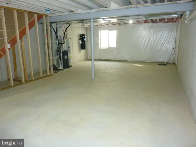 a view of a room with an empty space