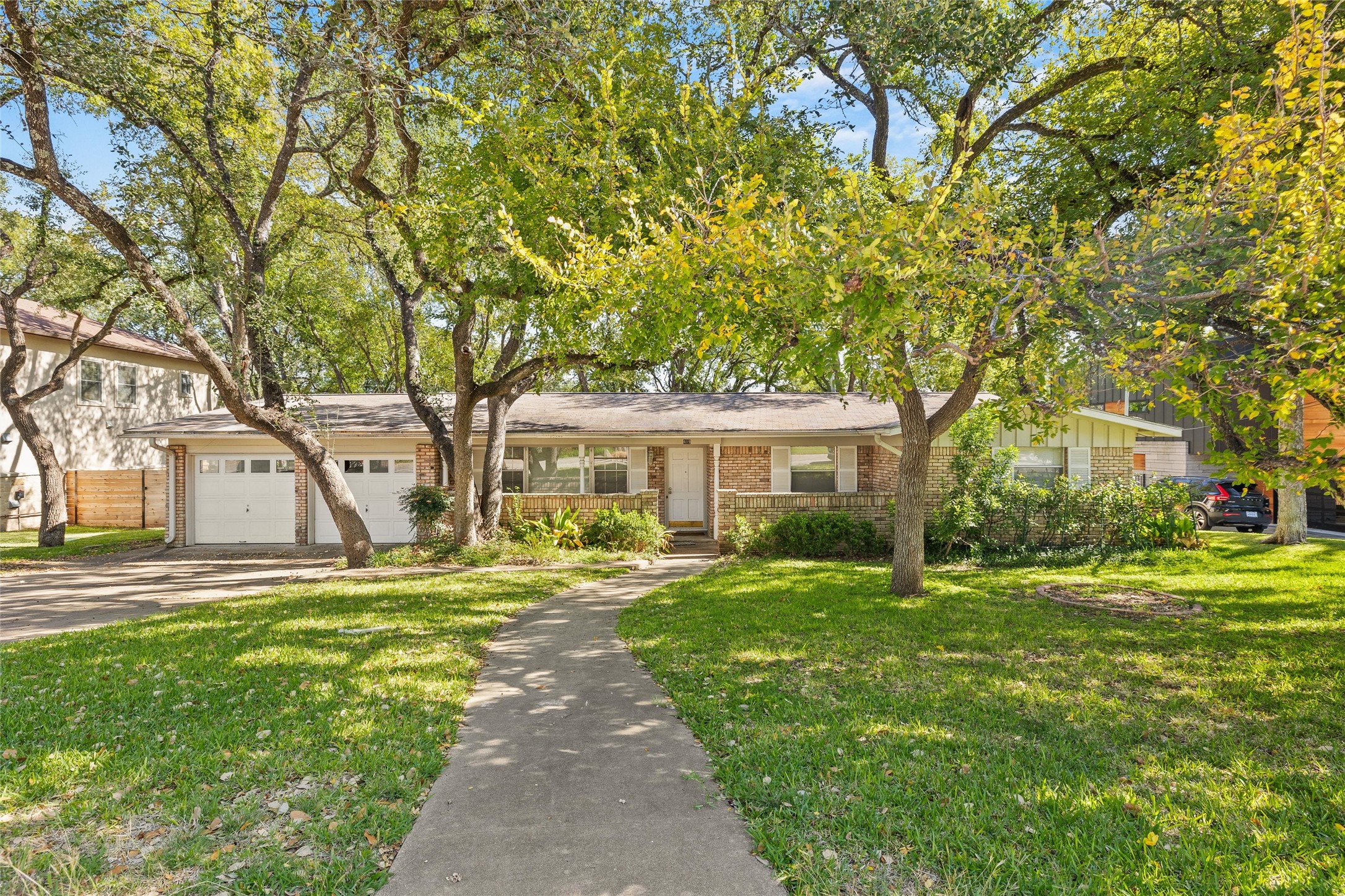 419 Ridgewood Road West Lake Hills, TX 78746 - Photo 1 of 1