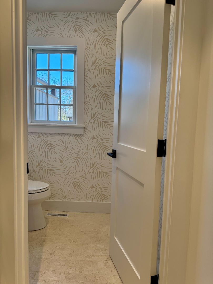 8 Sconset Avenue Nantucket, MA 02554 - Photo 11 of 44