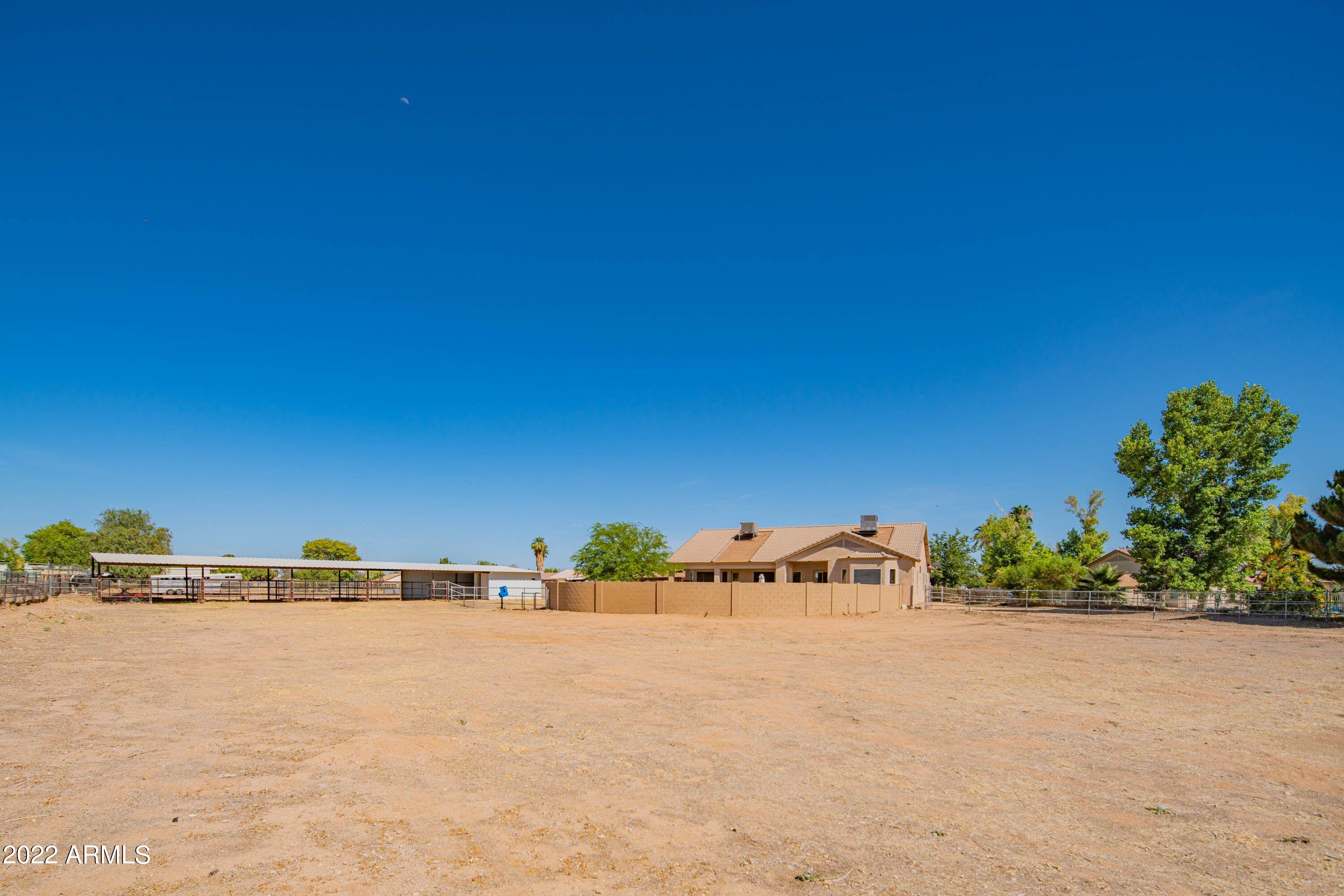 25450 West Riverside Street Buckeye, AZ 85326 - Photo 31 of 34 Buck yard 2