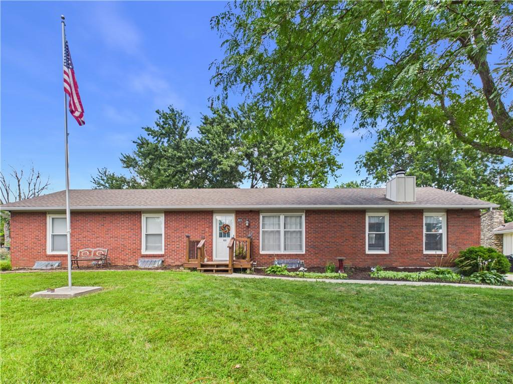 922 Ridge Drive Warrensburg, MO 64093 - Photo 1 of 46