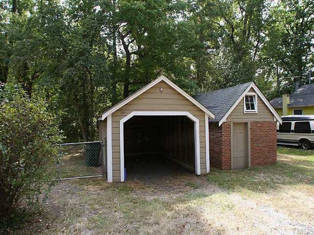 2512 Ross Road Durham, NC 27703 - Photo 8 of 9 Photo 8
