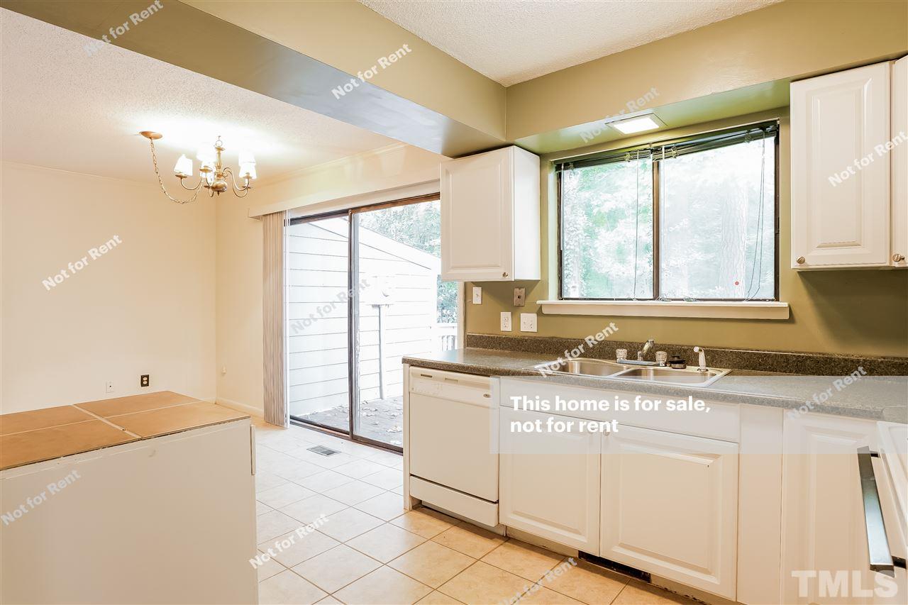 822 Green Ridge Drive Raleigh, NC 27609 - Photo 2 of 25