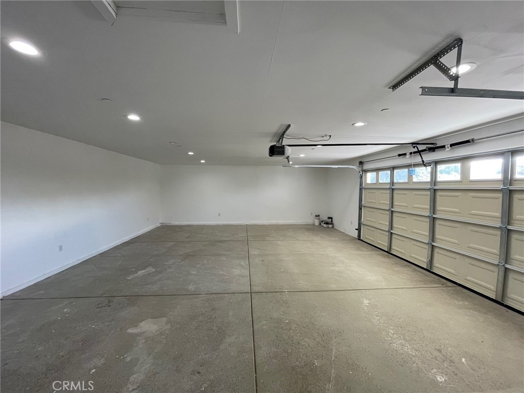 10055 East Ave R 10 Littlerock, CA 93543 - Photo 27 of 31 a view of a garage