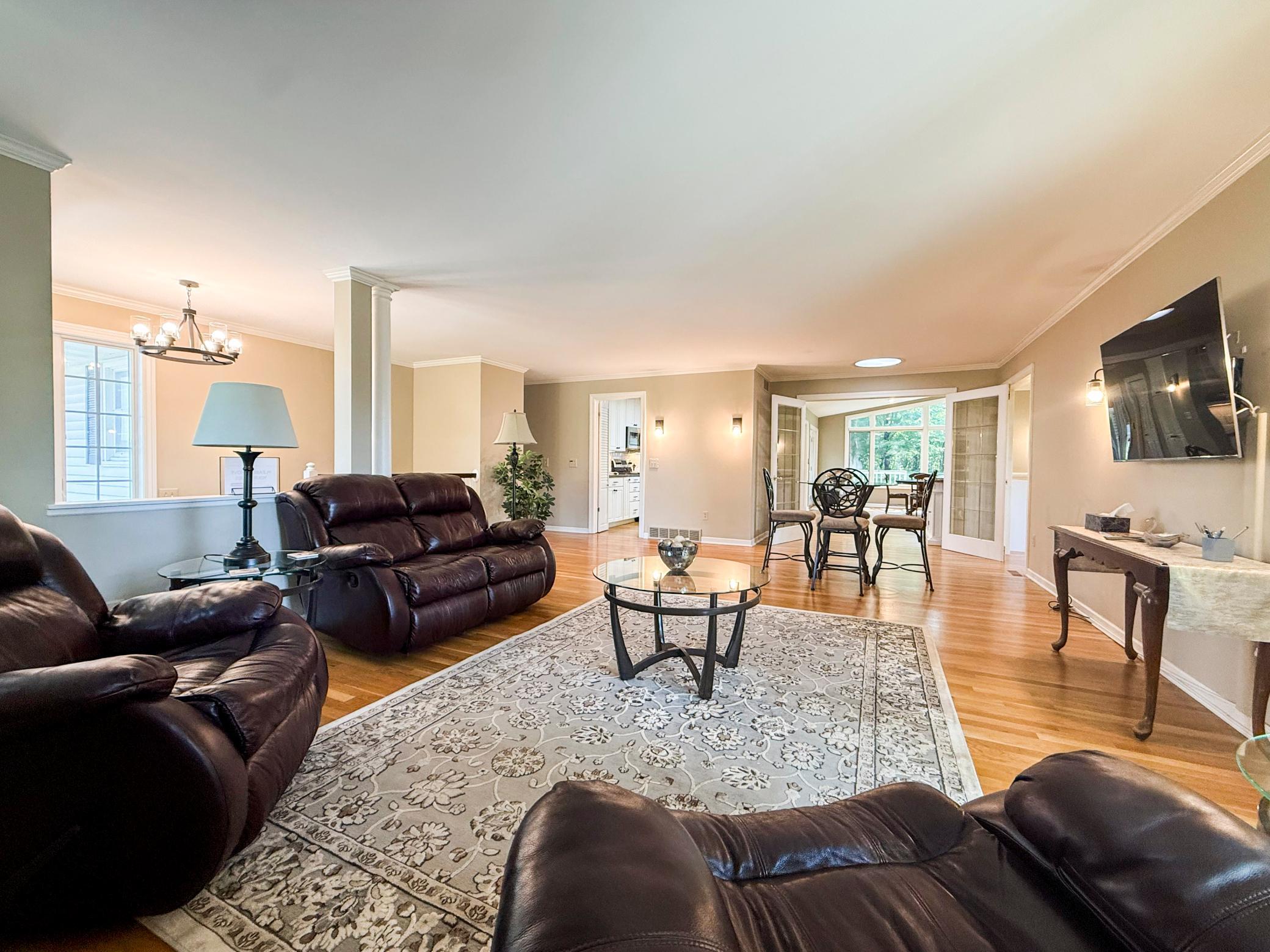 2211 Lenwood Drive Southwest Rochester, MN 55902 - Photo 8 of 38 Gallery Image 8