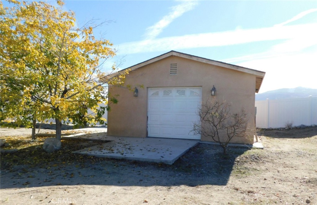1861 Calaveras Road Pinon Hills, CA 92372 - Photo 5 of 18