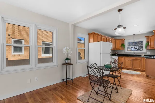 $167,900 | 2308 South Walnut Street, Springfield, IL 62704