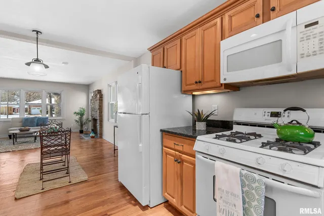 $167,900 | 2308 South Walnut Street, Springfield, IL 62704