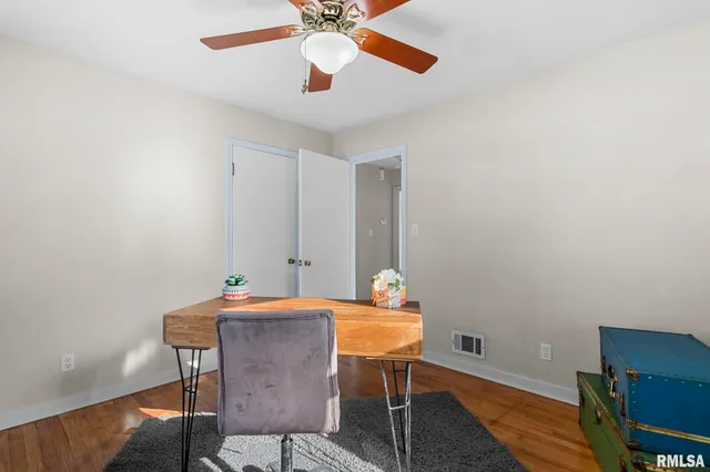 $167,900 | 2308 South Walnut Street, Springfield, IL 62704