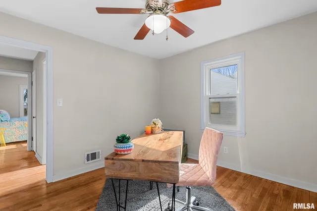 $167,900 | 2308 South Walnut Street, Springfield, IL 62704